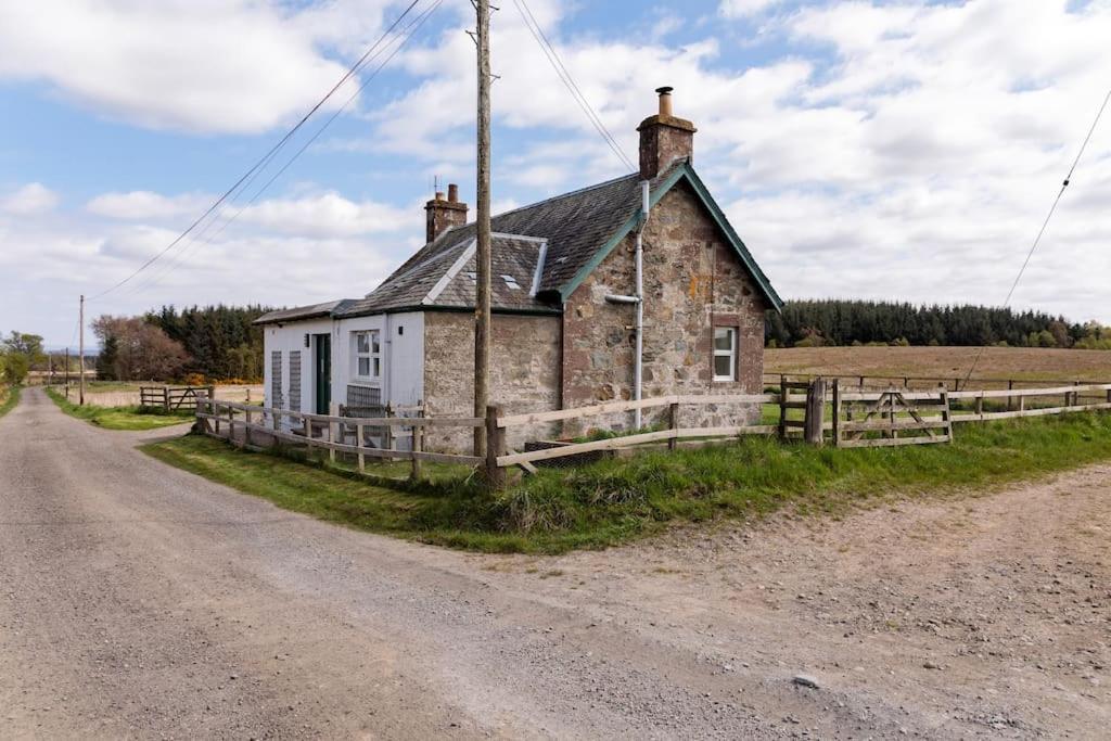Blackhill Farm Cottage Пърт Екстериор снимка