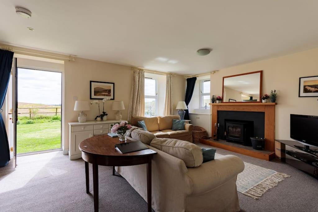 Blackhill Farm Cottage Пърт Екстериор снимка