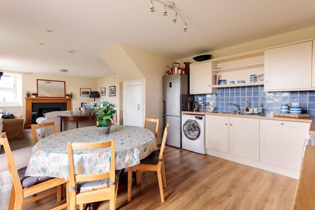 Blackhill Farm Cottage Пърт Екстериор снимка